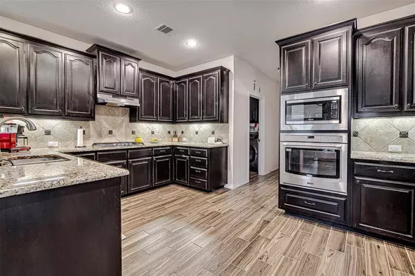 5100 Breezewind Lane, Fort Worth, TX 76123