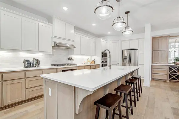 14313 Greenside Drive, Fort Worth, TX 76008