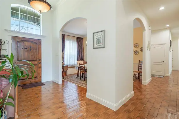 7332 Hinton, Mansfield, TX 76063