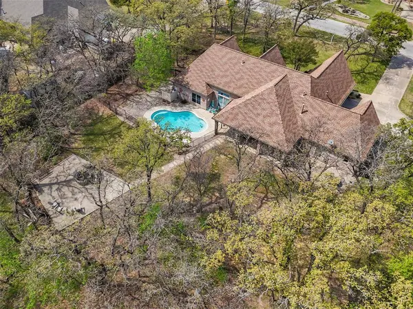 7332 Hinton, Mansfield, TX 76063