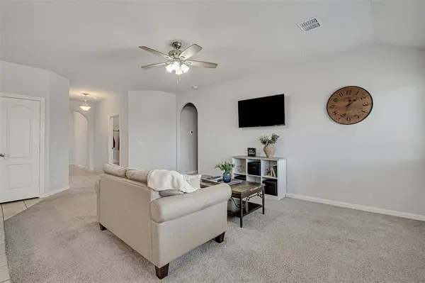 1109 Nighthawk Trail, Alvarado, TX 76009
