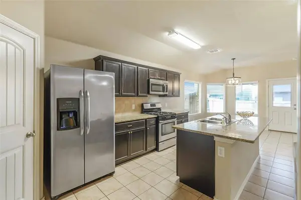 6353 Seagull Lane, Fort Worth, TX 76179