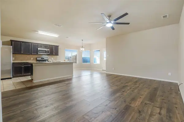 6353 Seagull Lane, Fort Worth, TX 76179