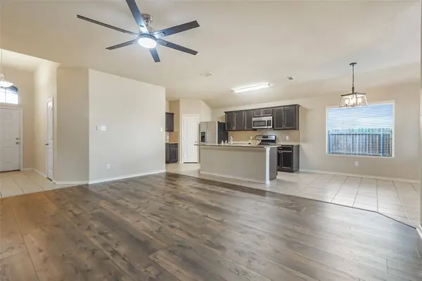 6353 Seagull Lane, Fort Worth, TX 76179