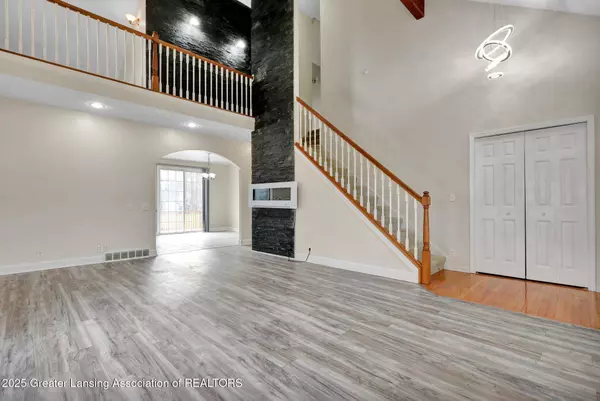 2720 Brigantine Drive, Lansing, MI 48911, Lansing, MI 48911