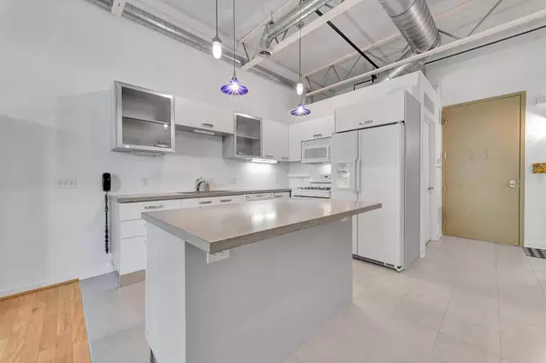 614 S Troy Street #109, Royal Oak, MI 48067