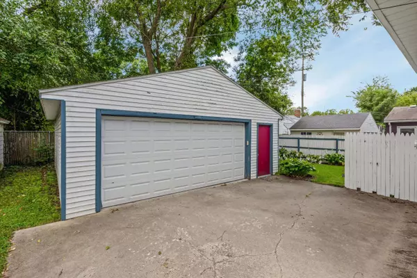 2533 Thomas Street, Flint, MI 48504