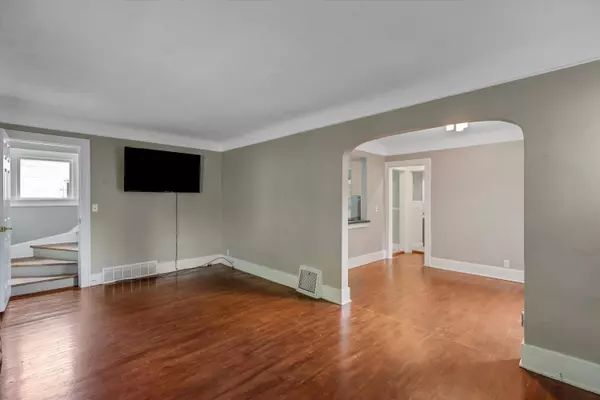 2533 Thomas Street, Flint, MI 48504