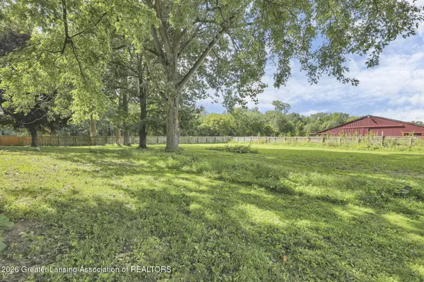 1465 Noble RD, Williamston, MI 48895