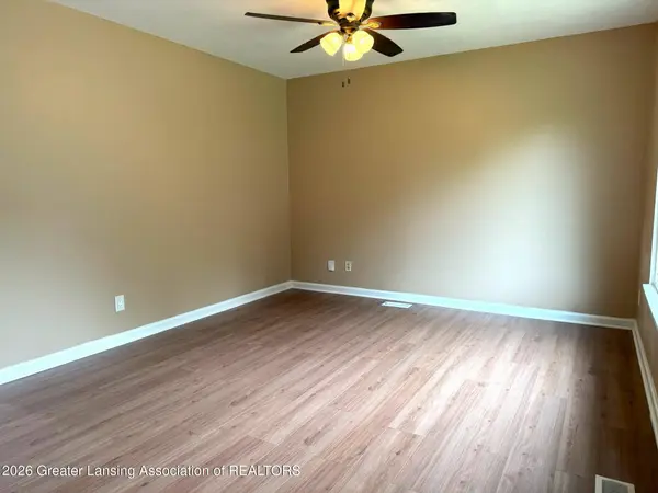 3613 Coachlight Common ST, Lansing, MI 48911