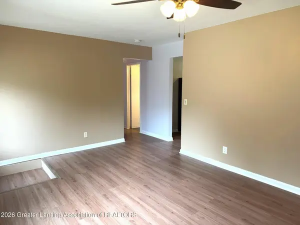 3613 Coachlight Common ST, Lansing, MI 48911