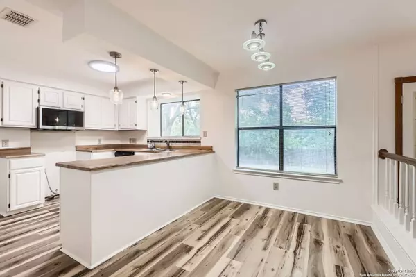 7509 Sidbury Cir, San Antonio, TX 78250