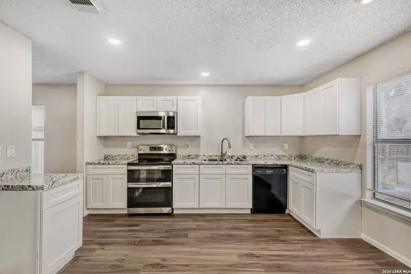8264 Longhorn Ridge, Converse, TX 78109