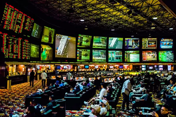Real Estate Investors Are Betting Big in 2025—Here’s Why Las Vegas Tops the List