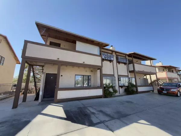 1932 Lirio Way, Las Vegas, NV 89108-2628