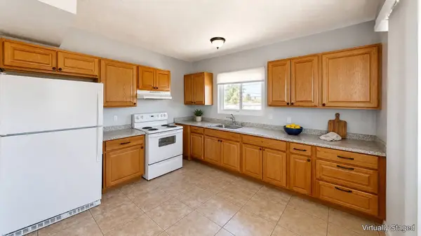 2213 Sunrise Ave, Las Vegas, NV 89101-5054