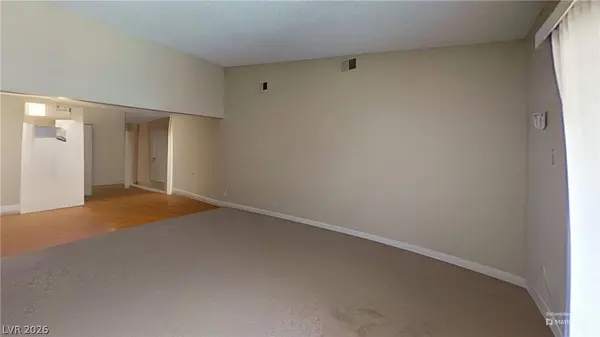 1569 Hialeah DR, Las Vegas, NV 89119