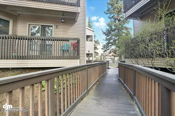 3061 E 42nd AVE #703, Anchorage, AK 99508