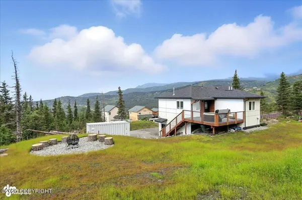 7820 Susan CIR, Anchorage, AK 99516