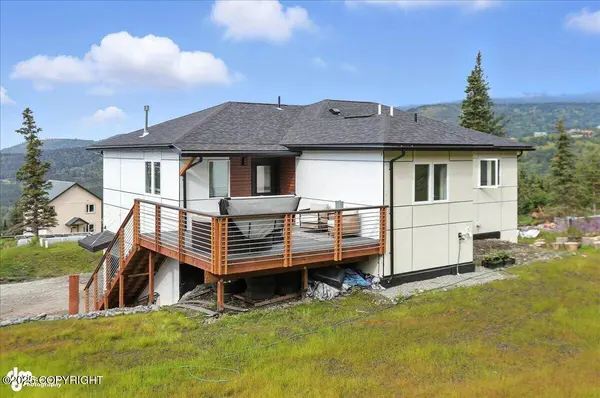 7820 Susan CIR, Anchorage, AK 99516