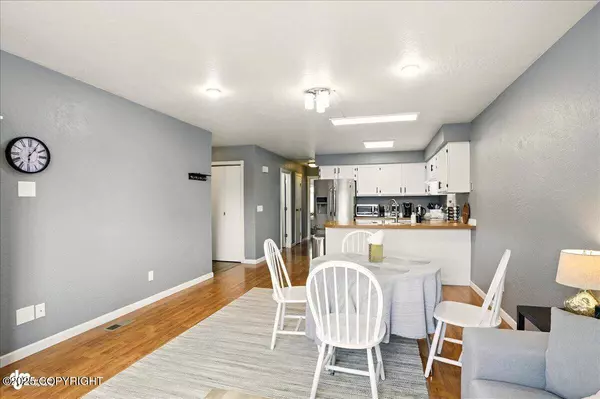 6301 Newt DR, Anchorage, AK 99507