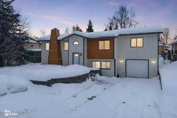 420 E 46th PL, Anchorage, AK 99503