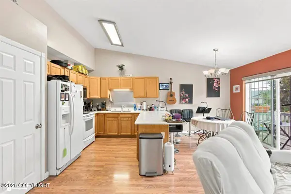 9327 Commons PL #27, Anchorage, AK 99502