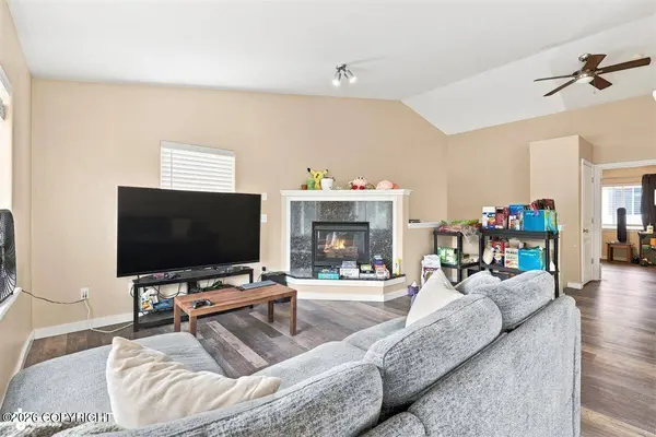 2969 Silver Chase CT #21, Anchorage, AK 99507