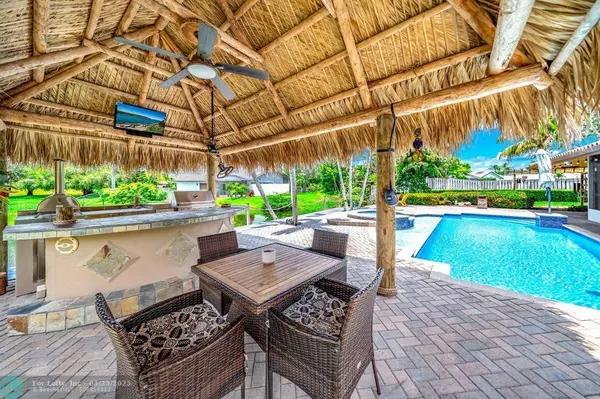 1581 NW 101st Ave, Plantation, FL 33322