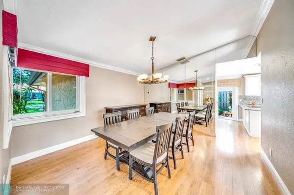 1581 NW 101st Ave, Plantation, FL 33322