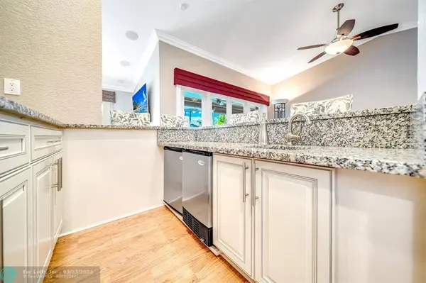 1581 NW 101st Ave, Plantation, FL 33322