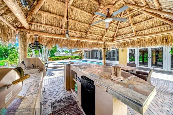 1581 NW 101st Ave, Plantation, FL 33322