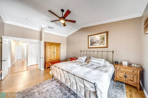 1581 NW 101st Ave, Plantation, FL 33322