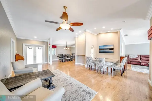 1581 NW 101st Ave, Plantation, FL 33322