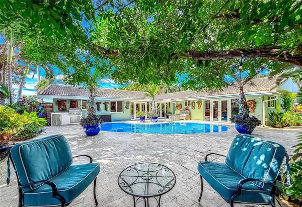 5930 NE 15th Ave, Fort Lauderdale, FL 33334