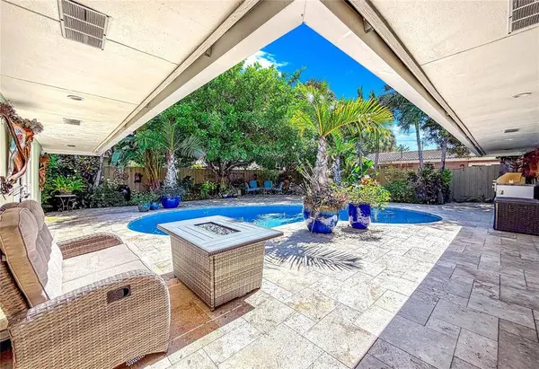 5930 NE 15th Ave, Fort Lauderdale, FL 33334