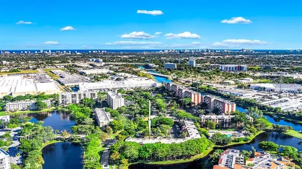 2214 S Cypress Bend Dr #106, Pompano Beach, FL 33069