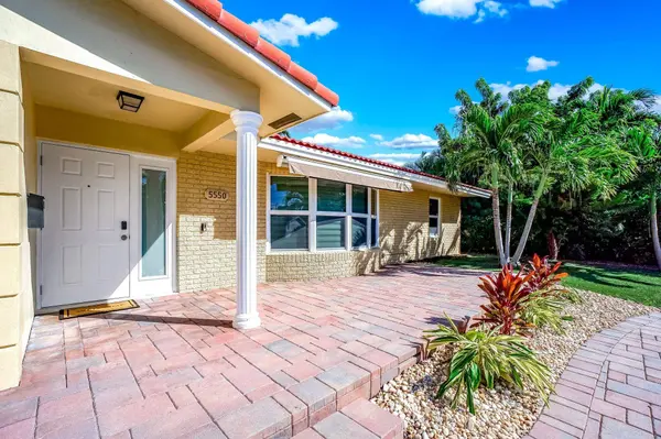 5550 NE 26th AVE, Fort Lauderdale, FL 33308