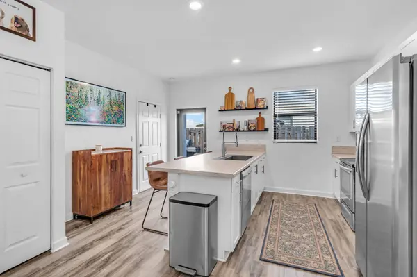 524 SW 19th WAY, Fort Lauderdale, FL 33312