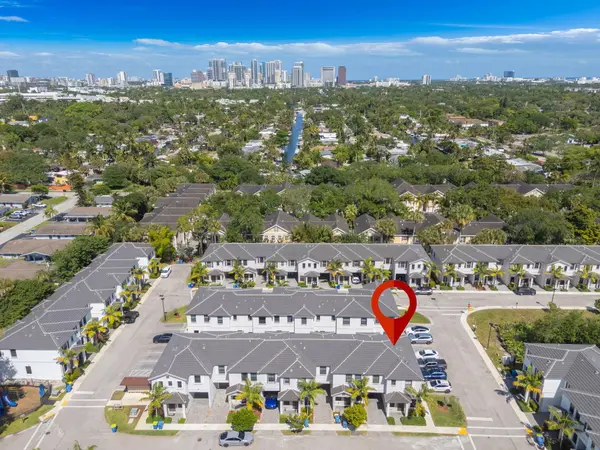 524 SW 19th WAY, Fort Lauderdale, FL 33312