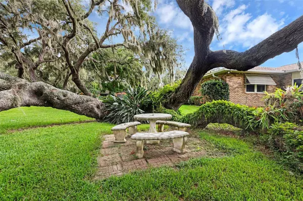 E HARBOR DR, Fruitland Park, FL 34731