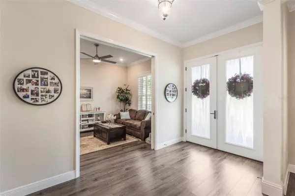 1112 SUGAR LOAF KEY LOOP, Lady Lake, FL 32159