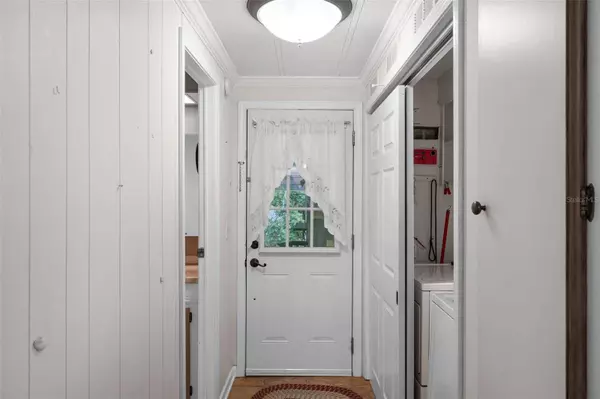 192 PALM MEADOWS DR, Eustis, FL 32726