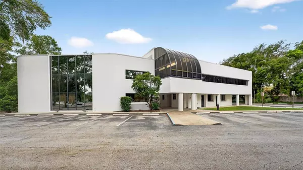 220 N WESTMONTE DR #A, Altamonte Springs, FL 32714