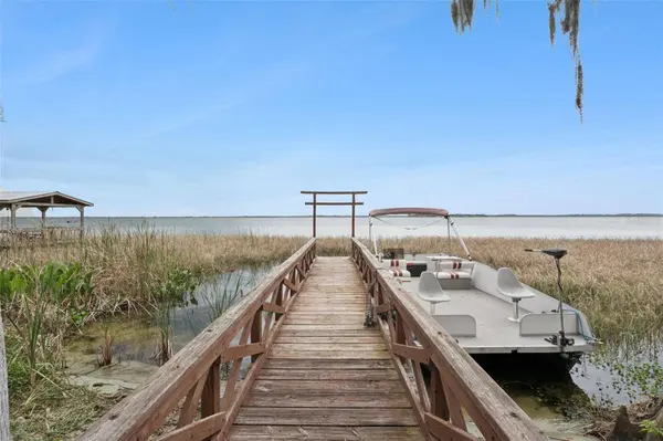 35312 W GRIFFIN DR, Fruitland Park, FL 34731