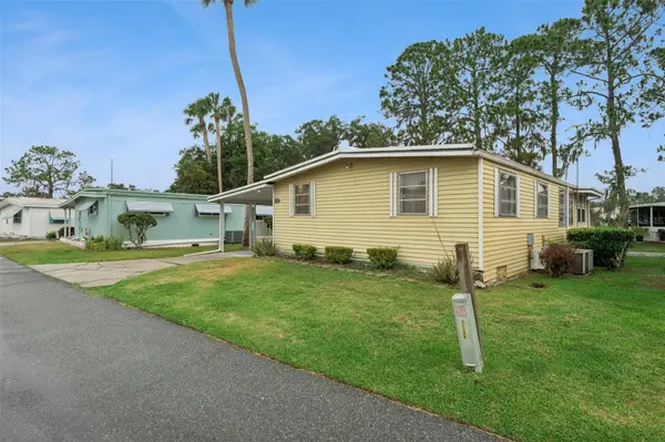 102 PARKLAND DR, Eustis, FL 32726