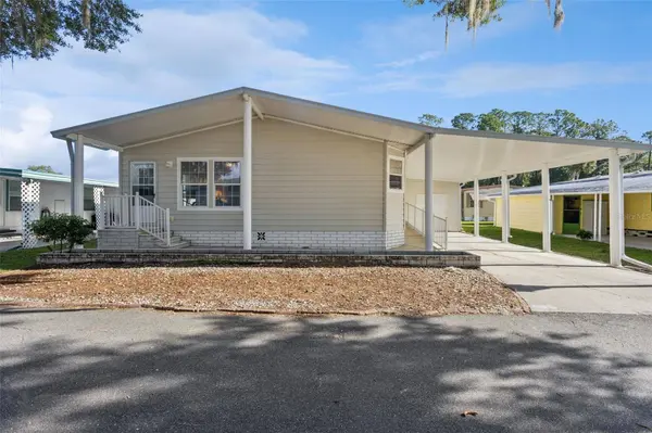 212 PALM MEADOWS DR