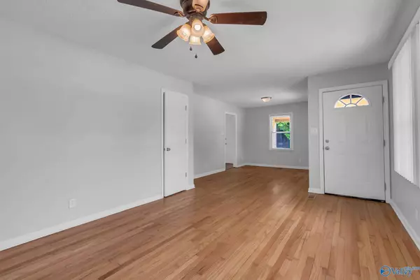 3121 Greenhill Drive NW, Huntsville, AL 35810