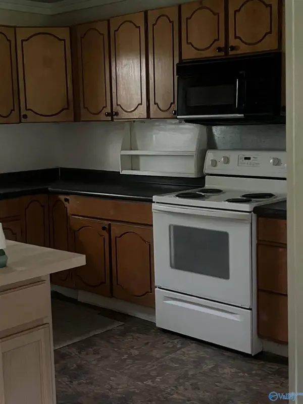 18954 Hwy 99, Athens, AL 35614