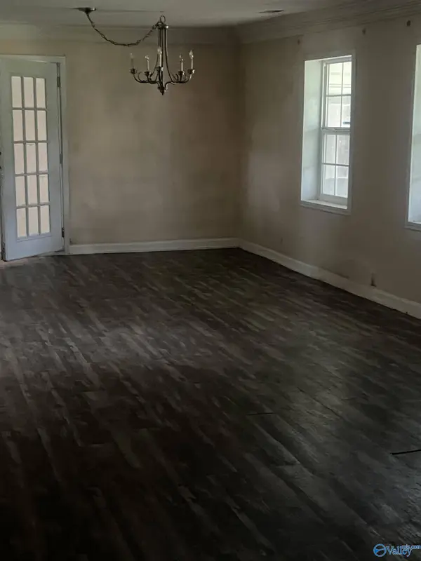 18954 Hwy 99, Athens, AL 35614